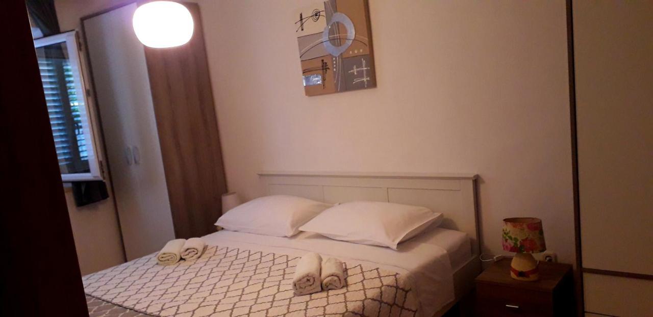 Ferienwohnung Mateo Dugi Rat Exterior foto